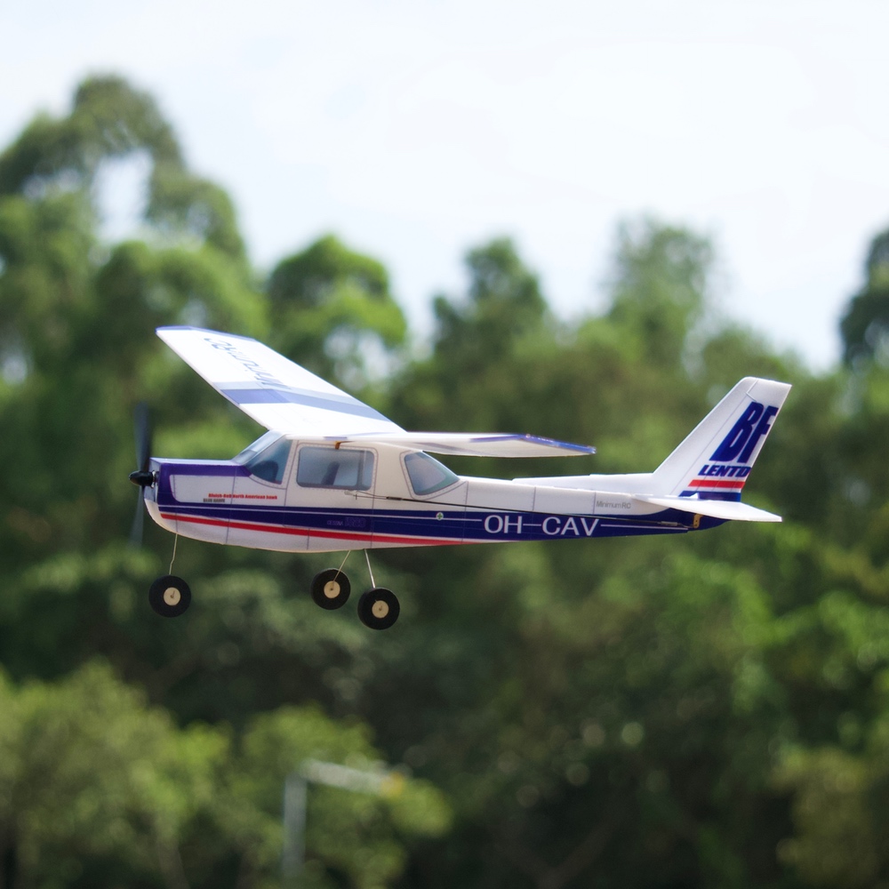 Rc Hobby Toys - Minimumrc Flugzeug Kit blau cessna152 360mm